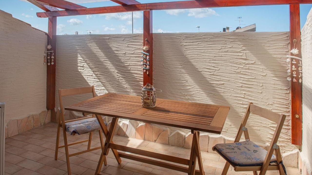Appartement Welcomely - Piras 18 *